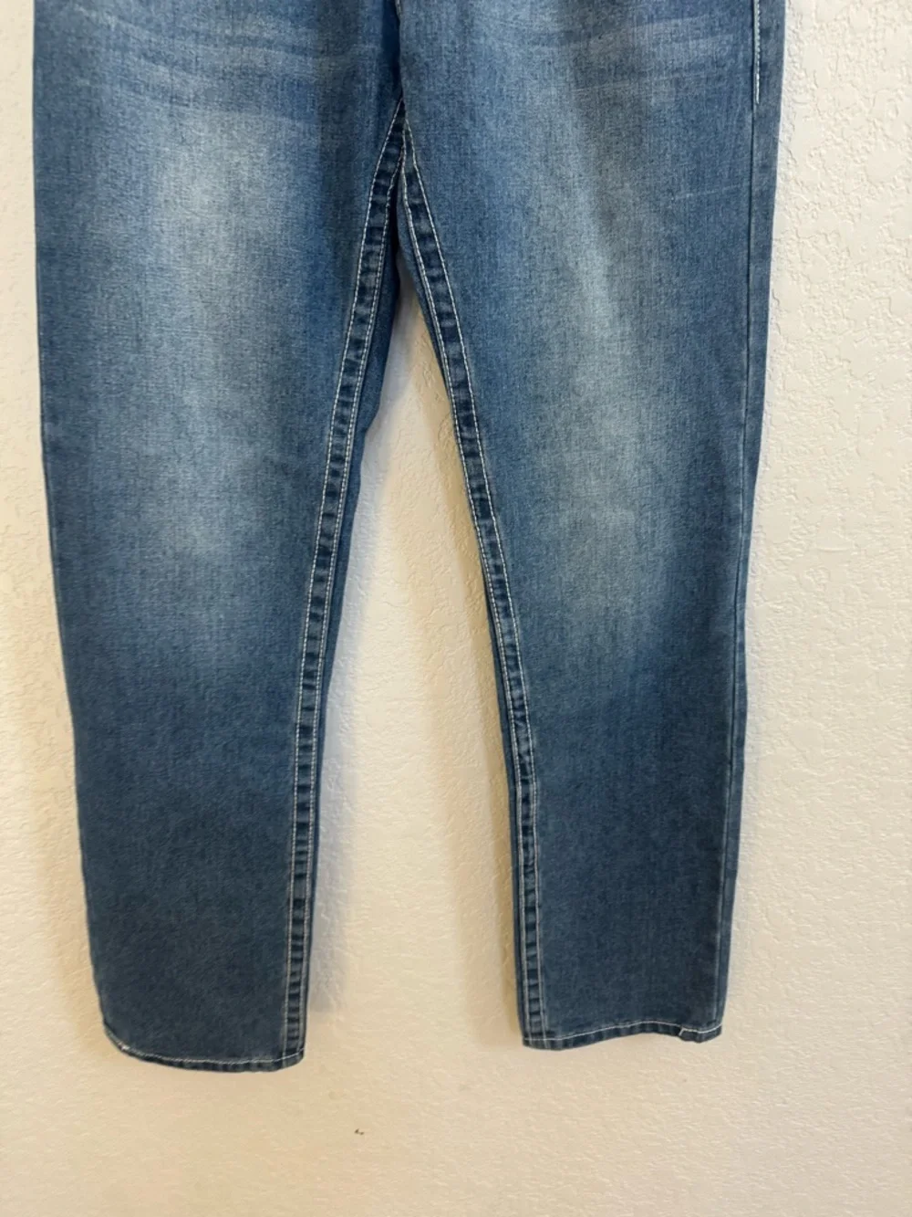 True Religion Billy Big T straight jeans Size 32